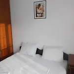 Апартамент За Гости На Ул Христо Ботев Apartamento *