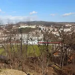 Апартамент За Гости На Ул Христо Ботев *