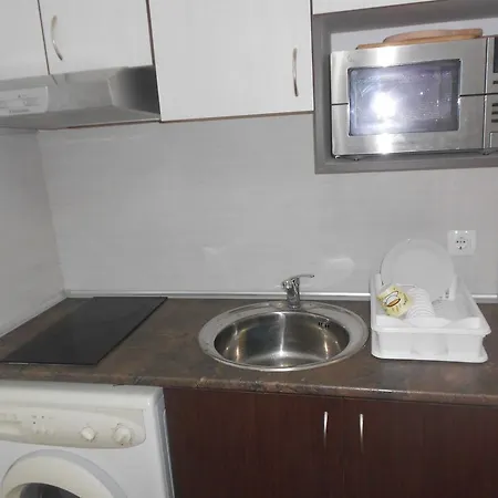 Апартамент За Гости На Ул Христо Ботев Apartmán
