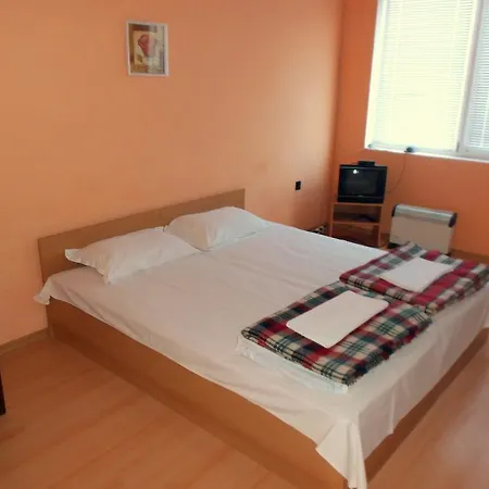 Apartmán Апартамент За Гости На Ул Христо Ботев