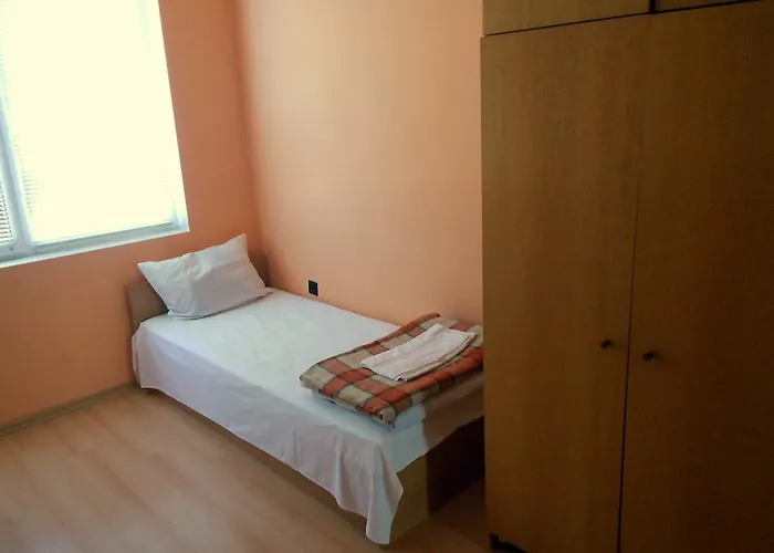 Апартаменты Varbanovi Guest Габрово